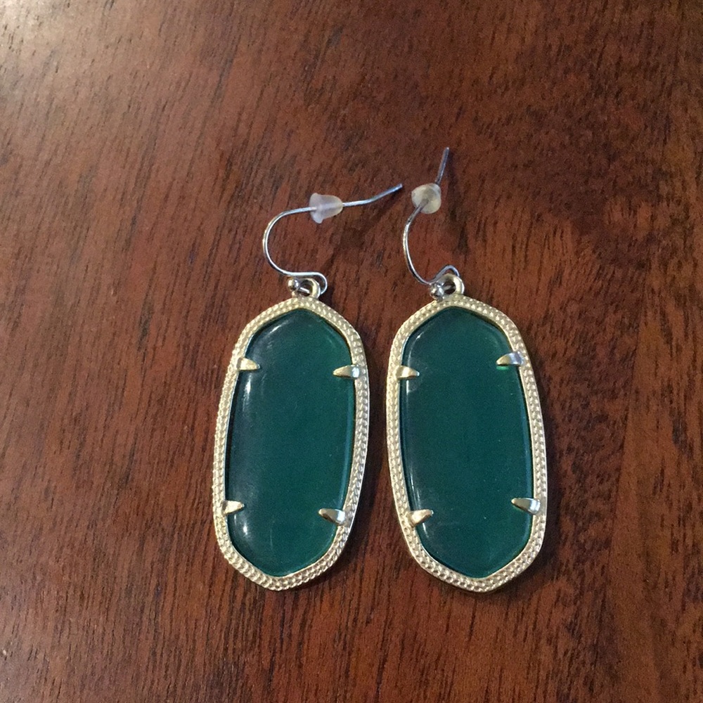 Kendra Scott Elle Green- Emeralds Cats Eye